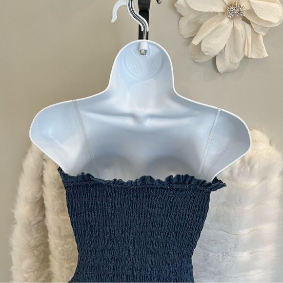 So Be Ruched Ruffle Dress (M) - Picture 8 of 8